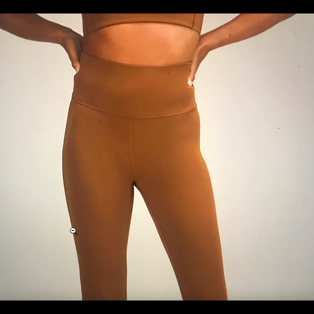 Groove Pant Flare Super High-Rise Nulu